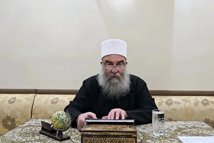 ما حقيقة الأنباء المتداولة حول وفاة الشيخ حكمت الهجري في سوريا؟